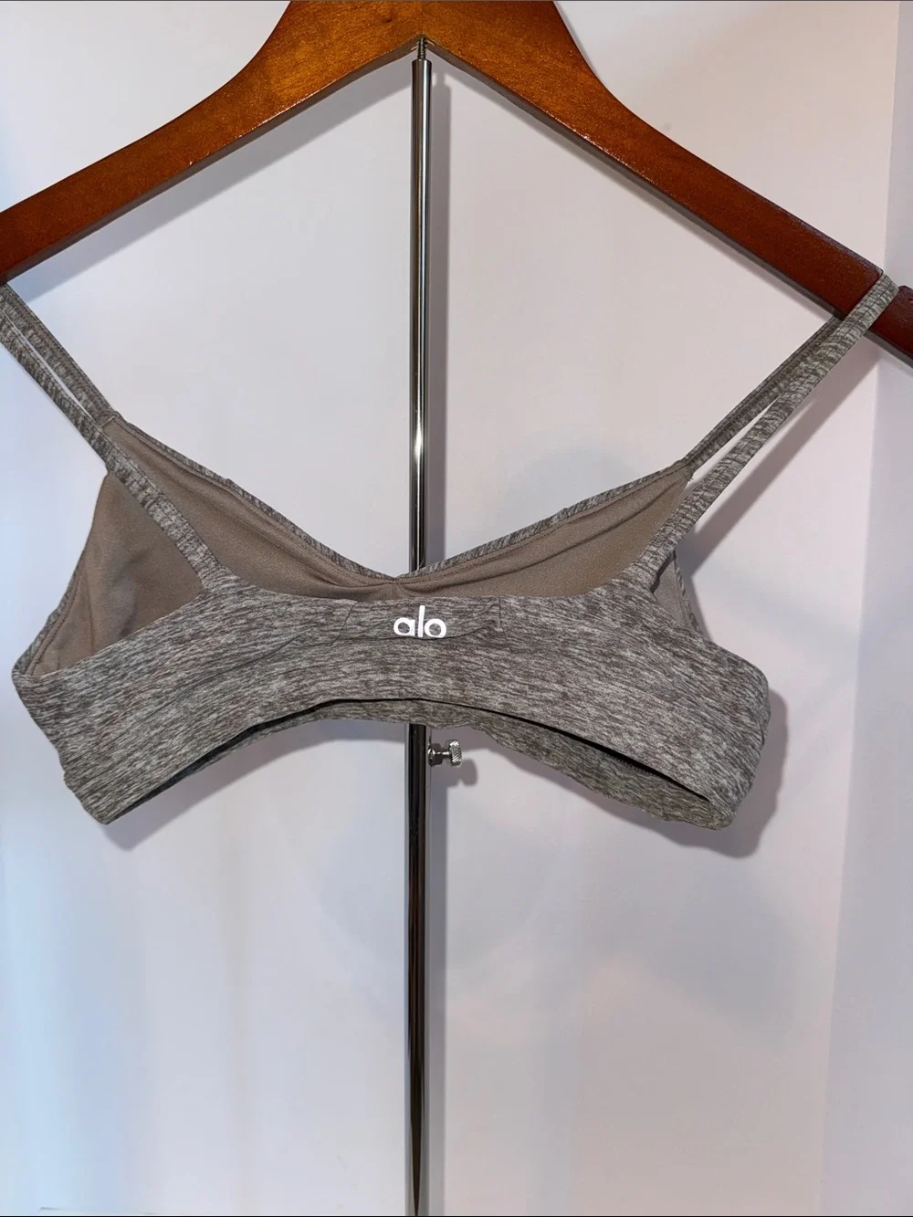WOMENS ALO SOFT YOGA HEATHERED BROWN CROP YOGA TOP SIZE XS